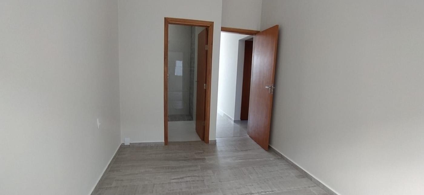 Casa à venda com 3 quartos, 77m² - Foto 15