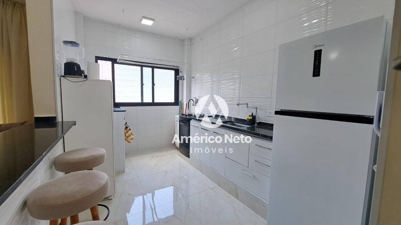 Apartamento à venda com 2 quartos, 75m² - Foto 8