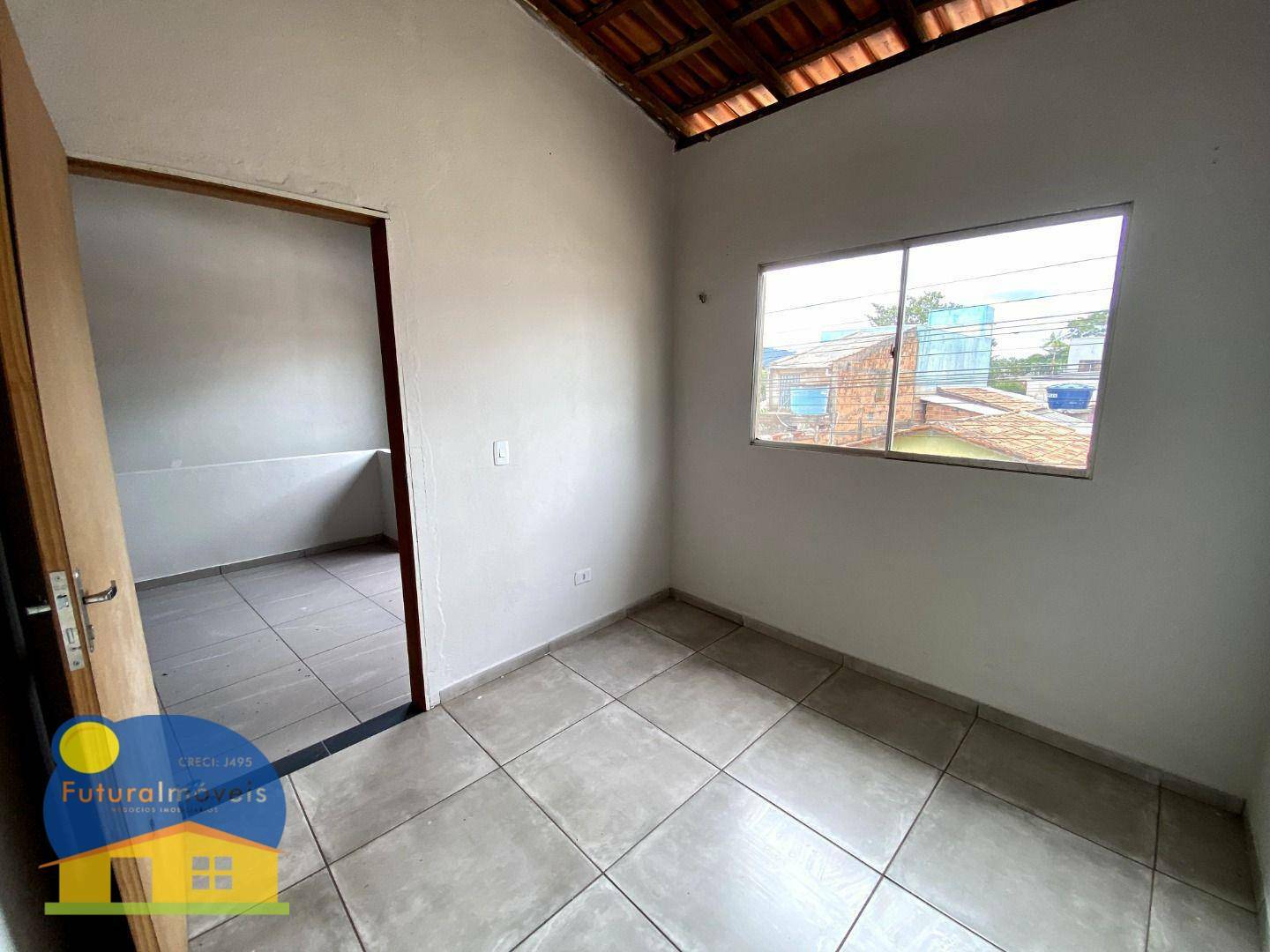 Casa à venda e aluguel com 3 quartos, 60m² - Foto 22