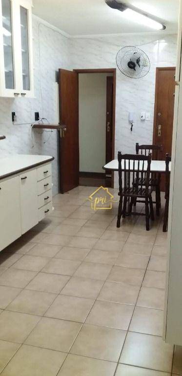 Apartamento à venda com 2 quartos, 100m² - Foto 4