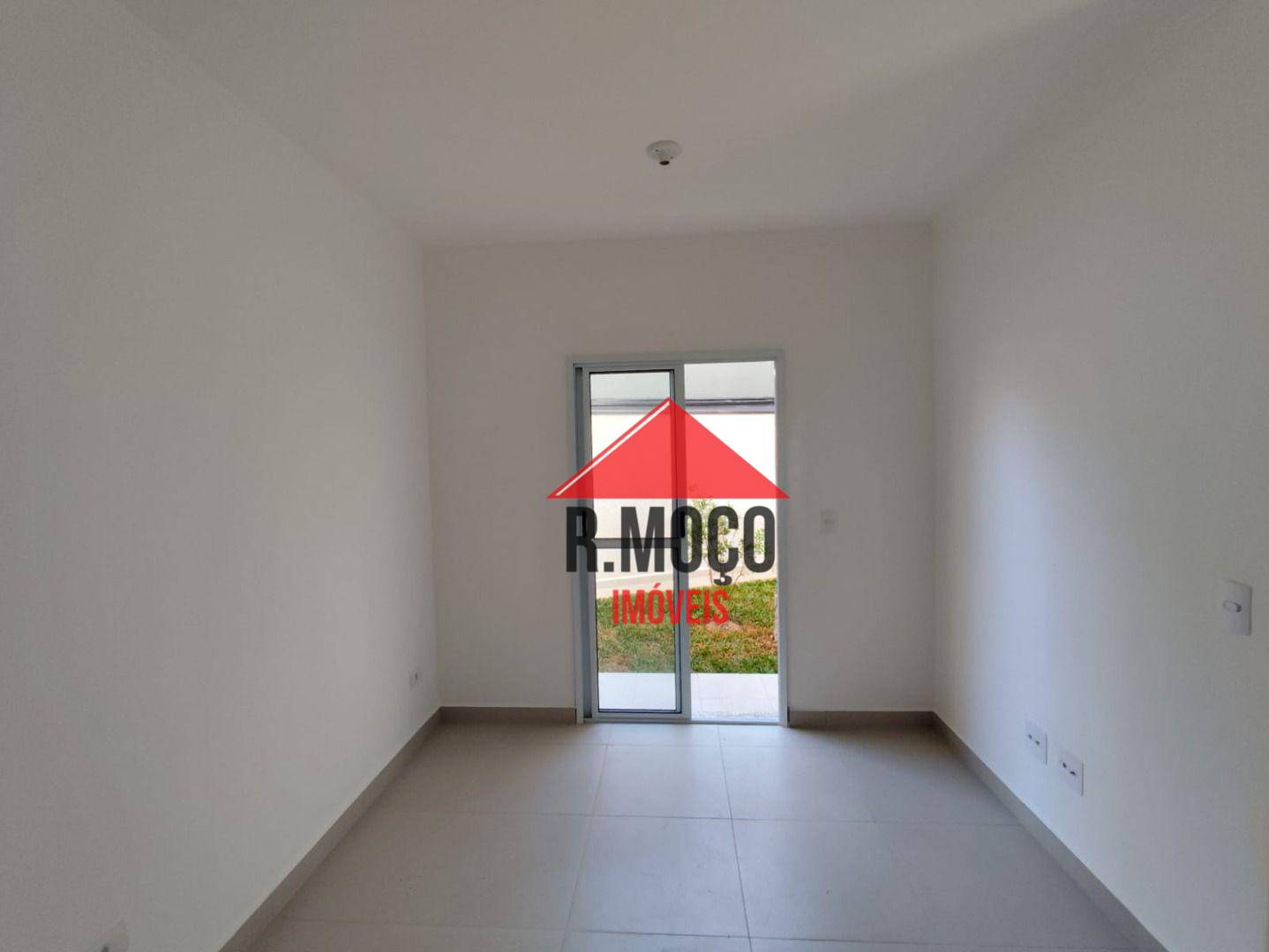 Apartamento à venda com 2 quartos, 42m² - Foto 4