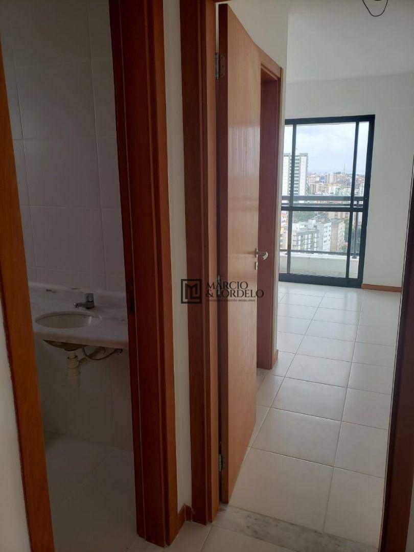 Apartamento à venda com 3 quartos, 97m² - Foto 10