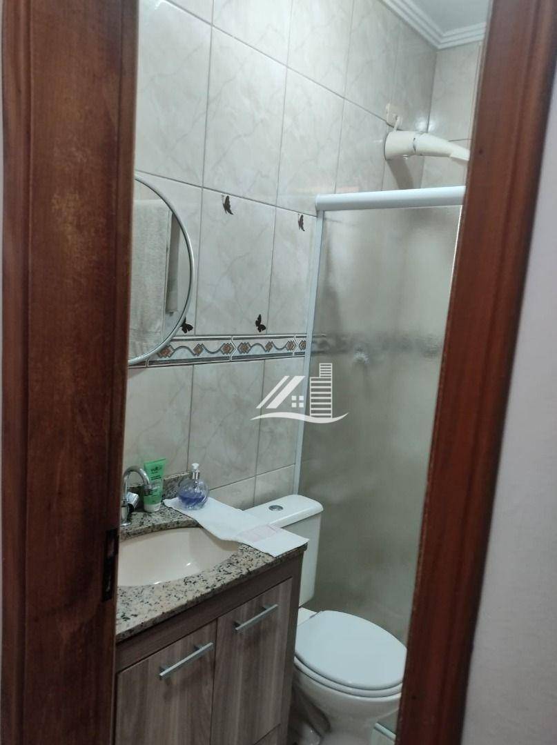 Apartamento à venda com 2 quartos, 70m² - Foto 17