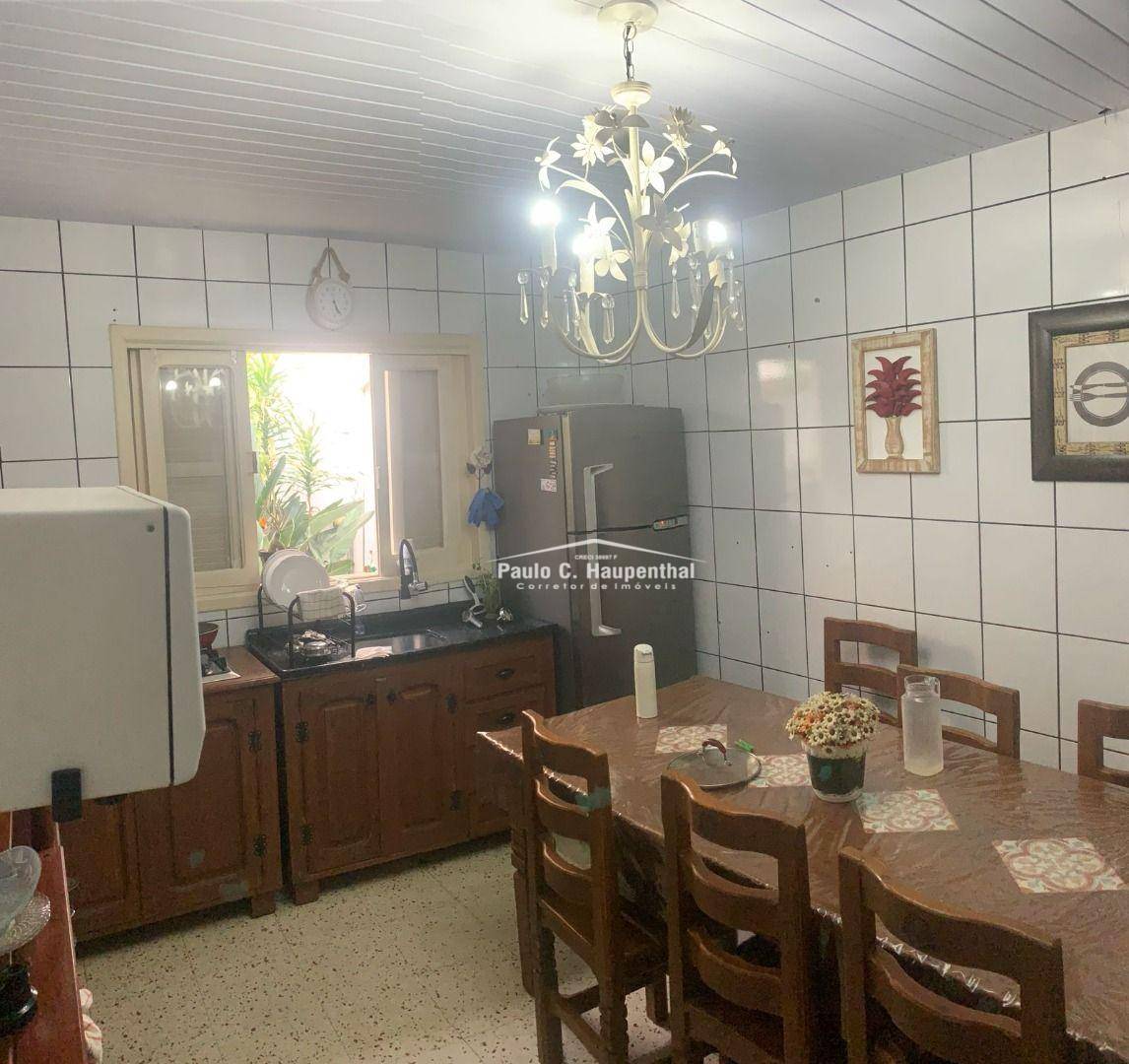 Casa à venda com 3 quartos, 90m² - Foto 2