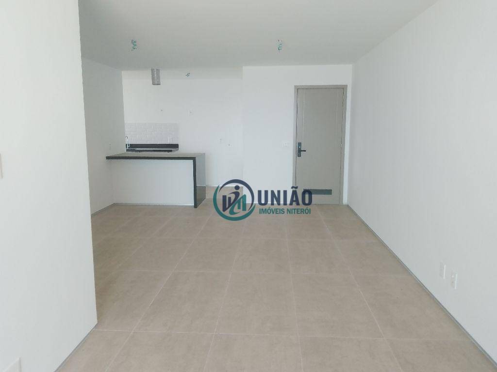 Apartamento à venda com 3 quartos, 130m² - Foto 7