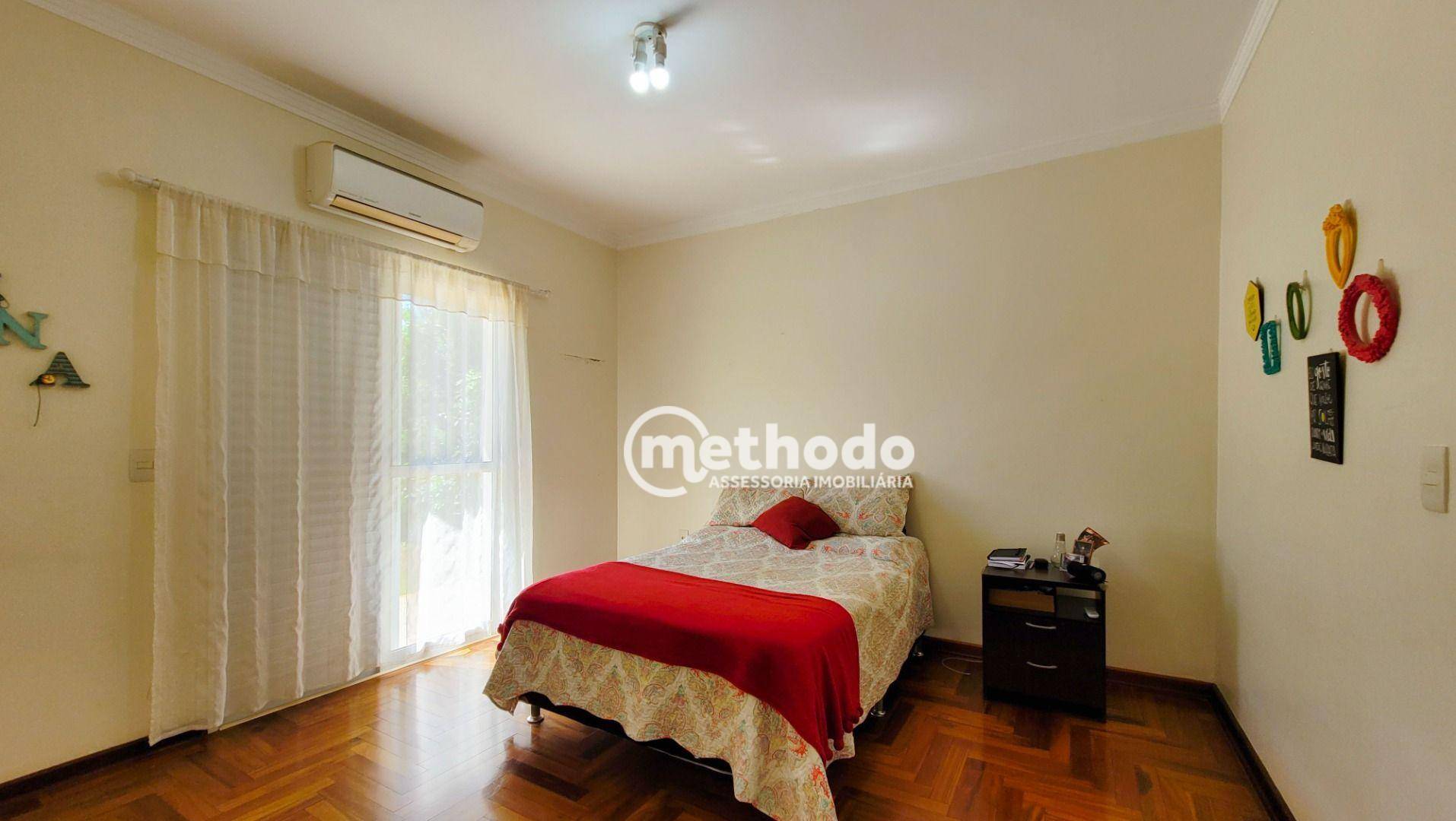 Casa de Condomínio à venda com 4 quartos, 250m² - Foto 19