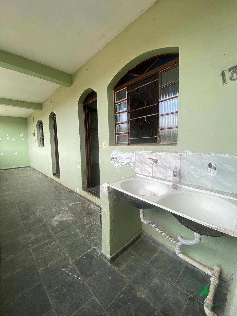 Casa à venda com 7 quartos, 300M2 - Foto 6