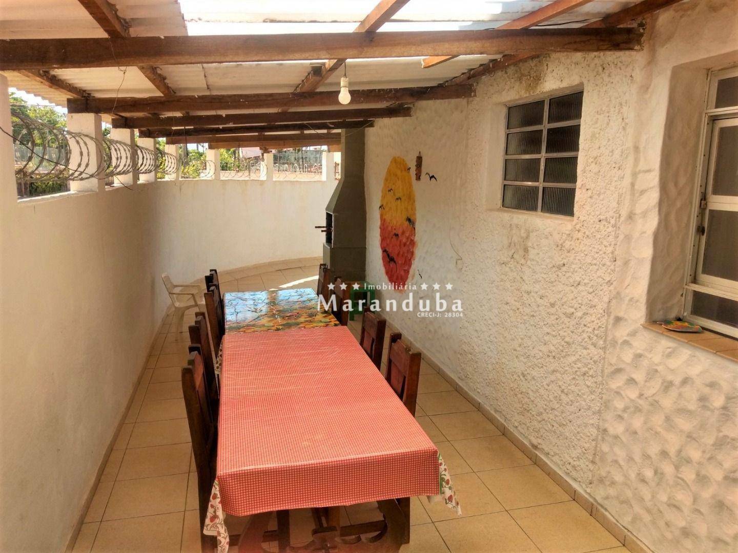 Casa à venda com 4 quartos, 200m² - Foto 12