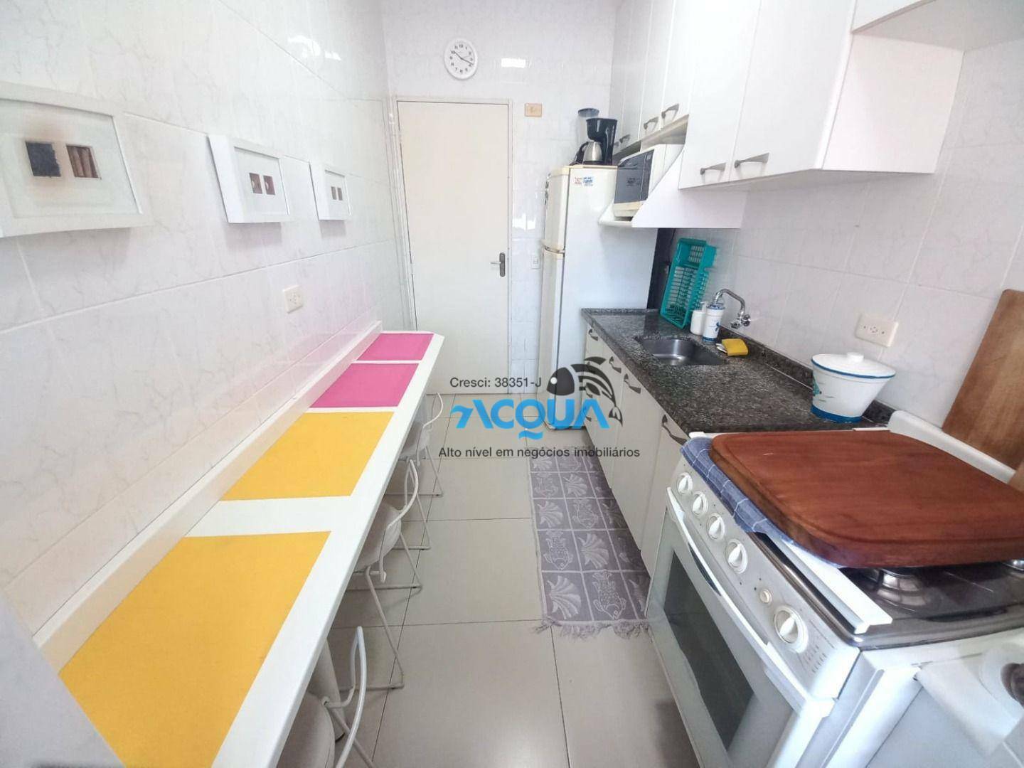 Apartamento à venda com 2 quartos, 80m² - Foto 2