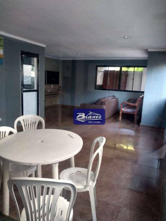 Apartamento à venda com 3 quartos, 97m² - Foto 26