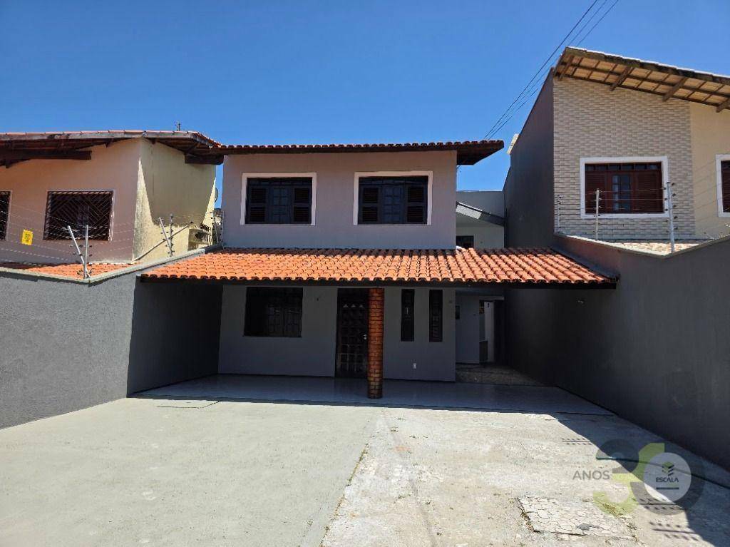 Casa, 4 quartos, 180 m² - Foto 3