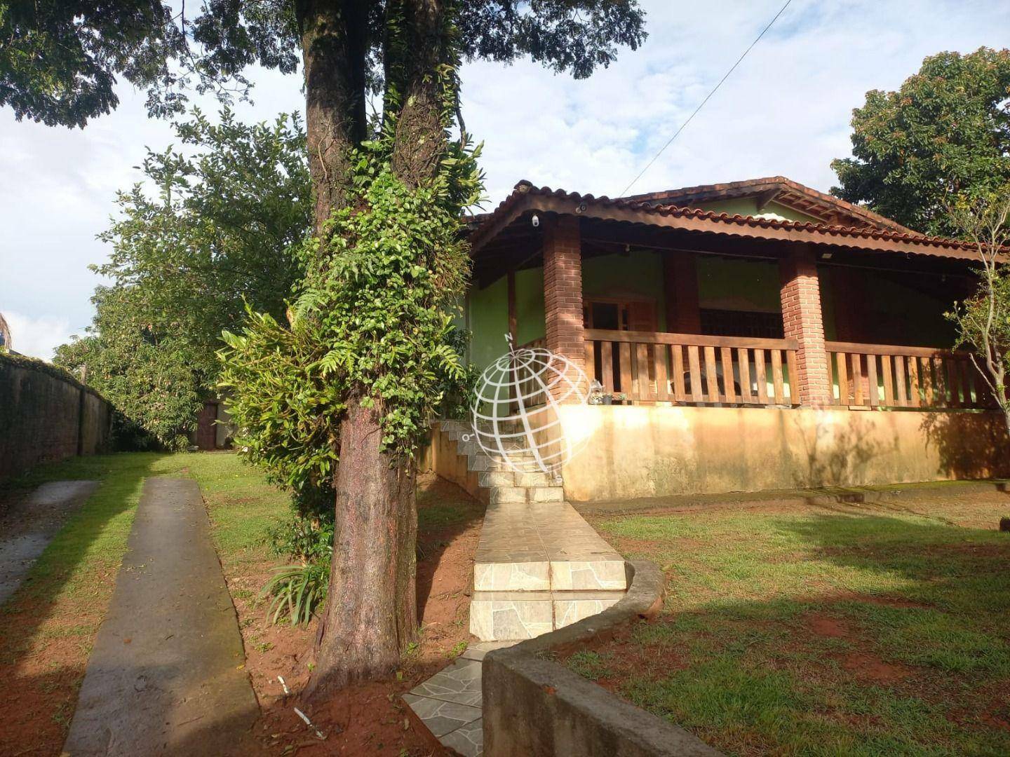 Chácara à venda com 3 quartos, 300m² - Foto 1