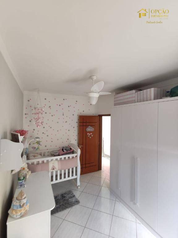 Casa à venda com 2 quartos, 188m² - Foto 11