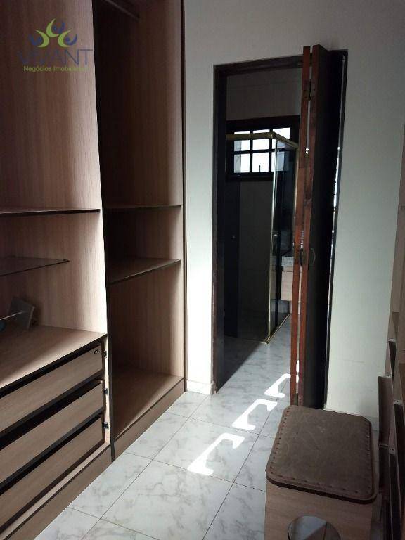 Sobrado à venda e aluguel com 3 quartos, 307m² - Foto 16