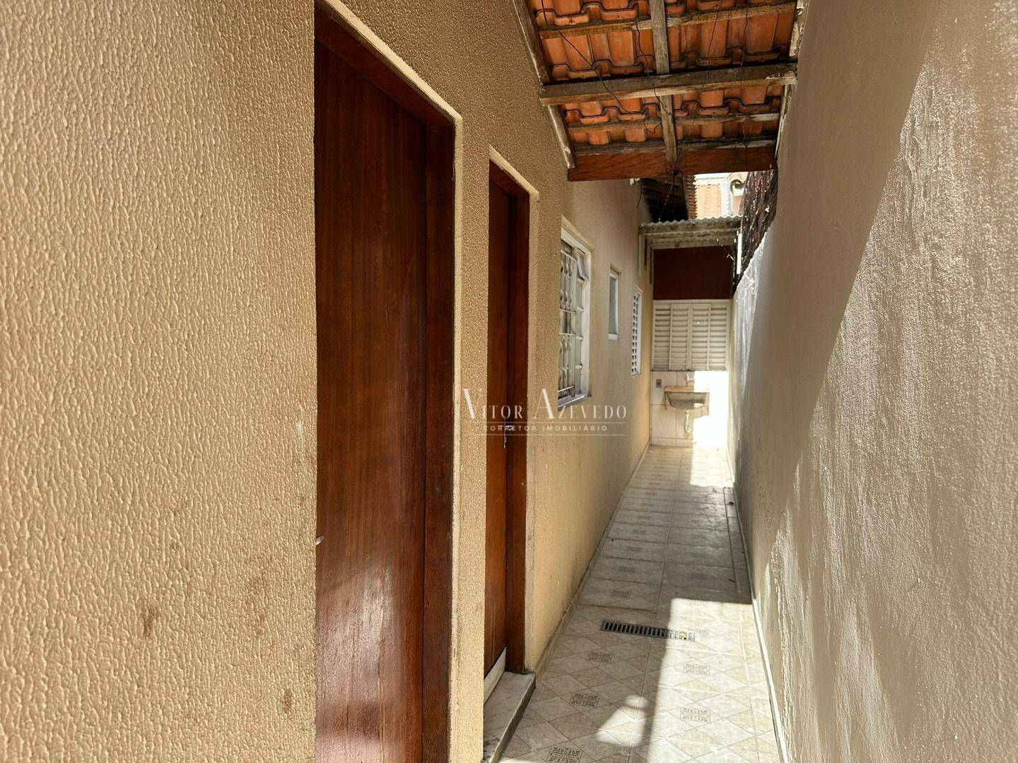 Casa à venda com 2 quartos, 55m² - Foto 3