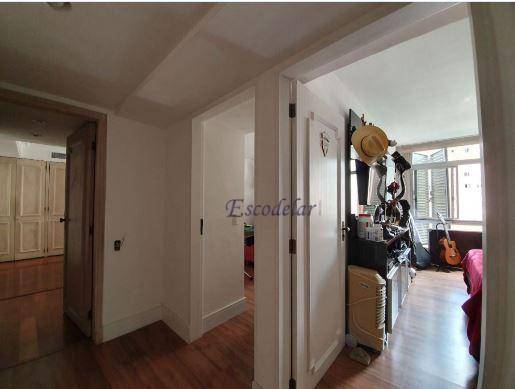 Apartamento à venda com 4 quartos, 357m² - Foto 16