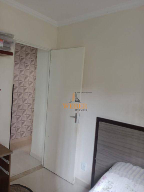 Apartamento à venda com 2 quartos, 47m² - Foto 11