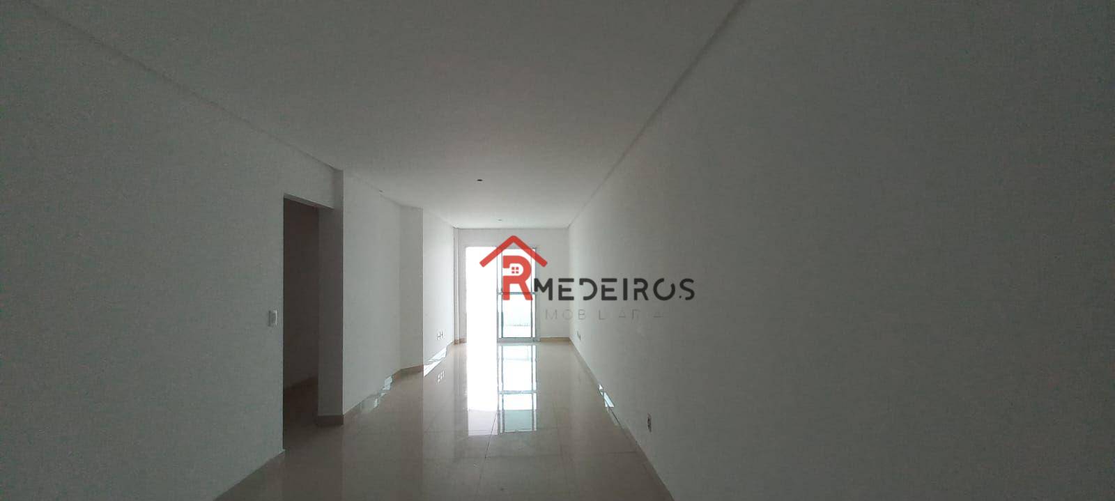 Apartamento à venda com 3 quartos, 123m² - Foto 3