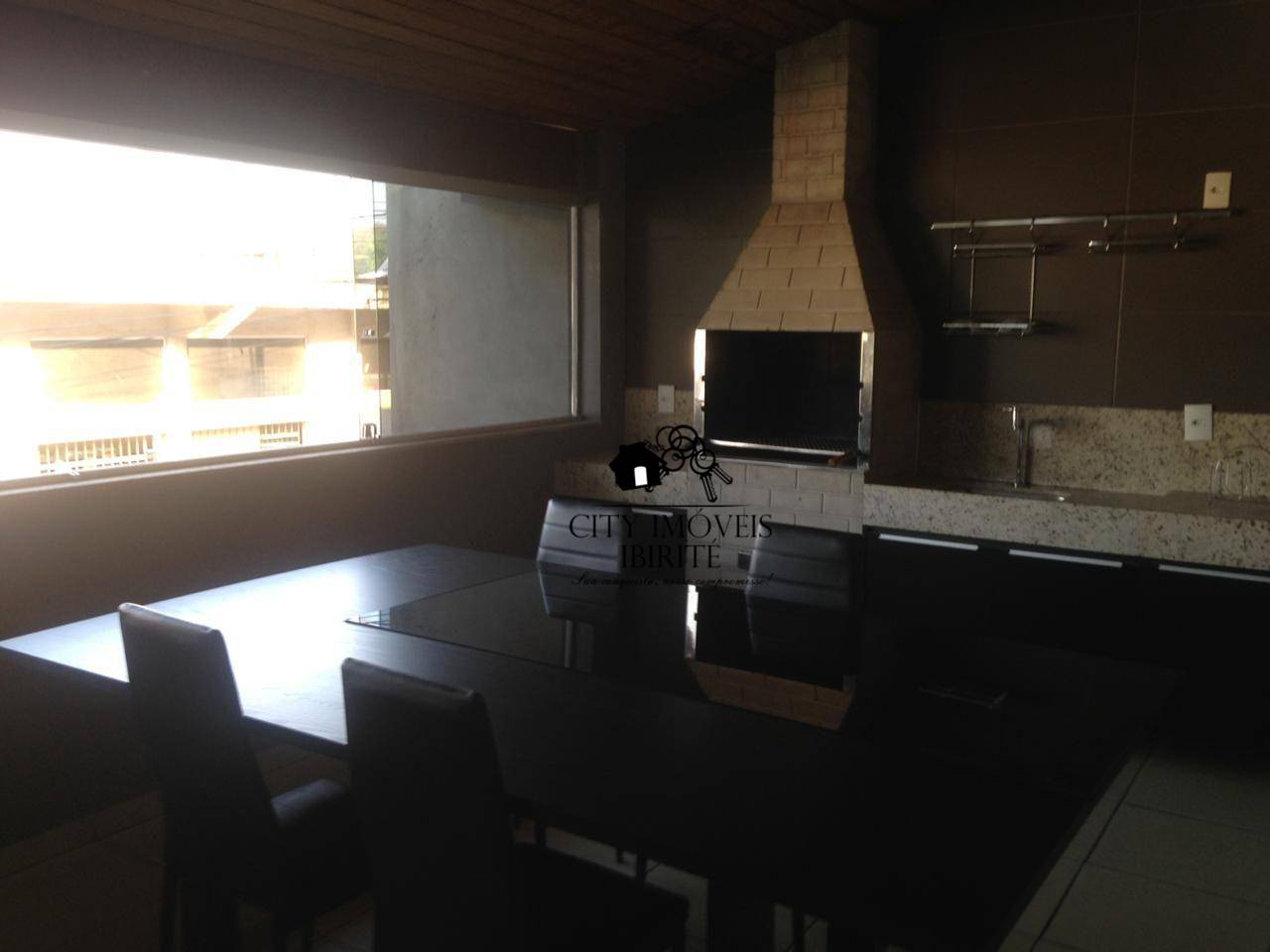 Casa à venda com 2 quartos, 100M2 - Foto 1