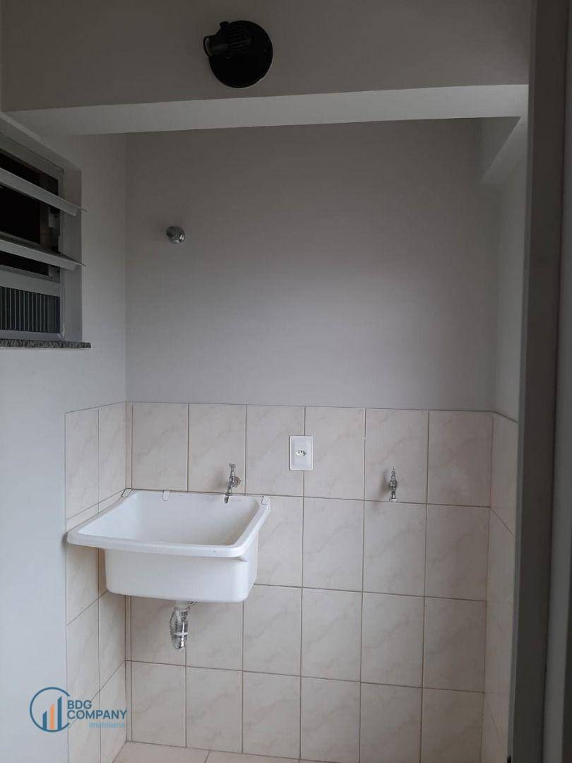 Apartamento para alugar com 1 quarto, 60m² - Foto 10