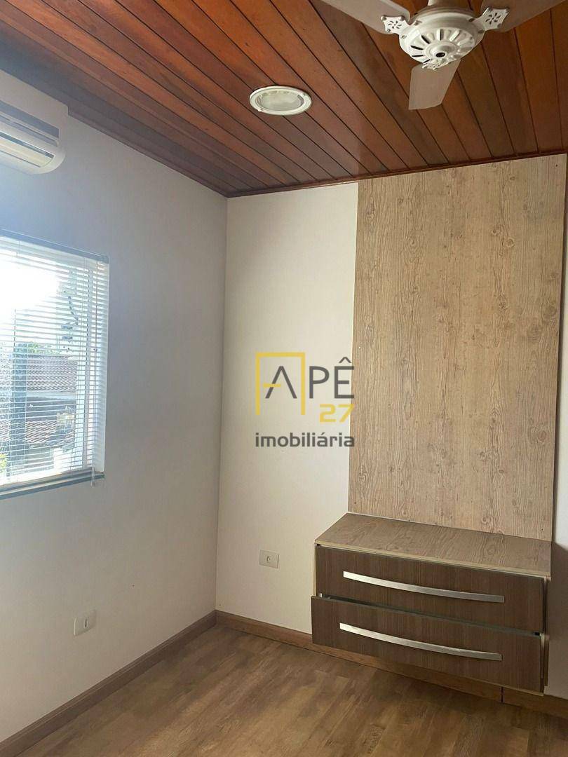 Apartamento para alugar com 2 quartos, 80m² - Foto 10