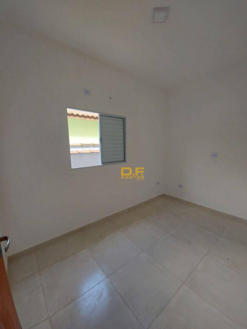 Casa à venda com 2 quartos, 60m² - Foto 13