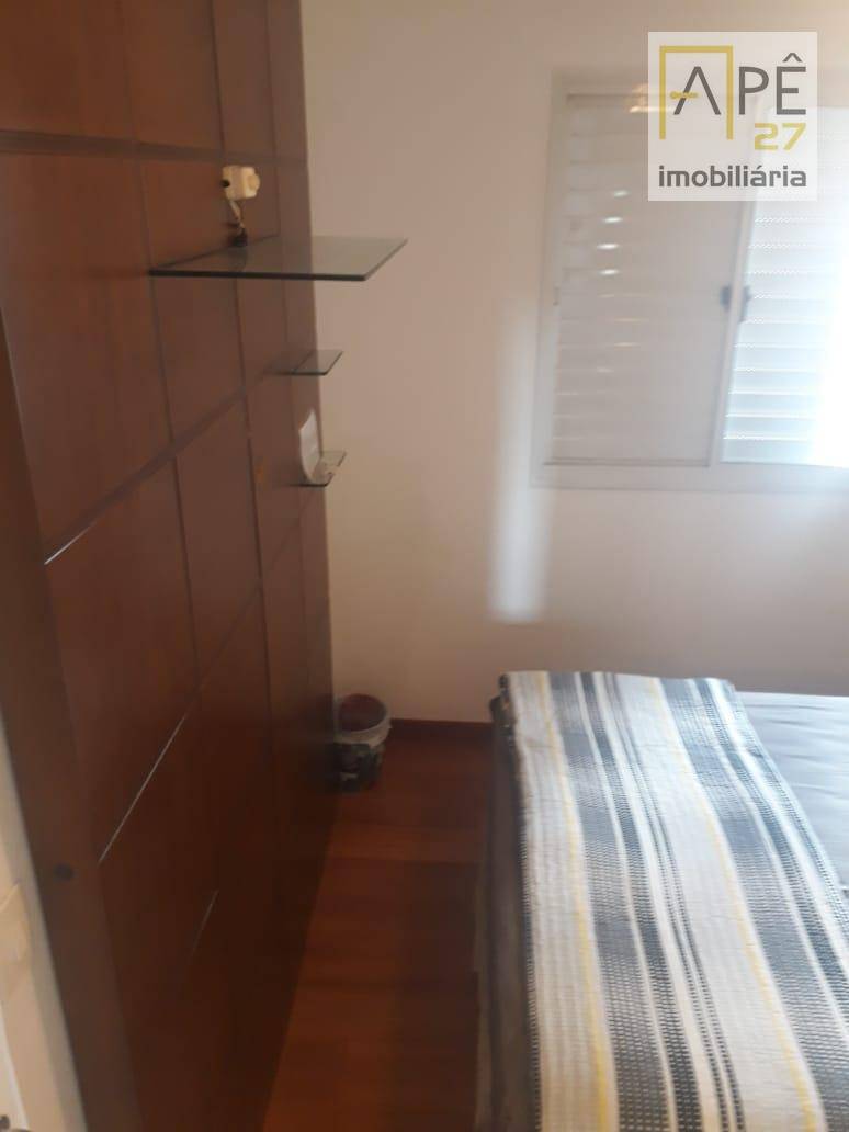 Apartamento à venda com 3 quartos, 63m² - Foto 4