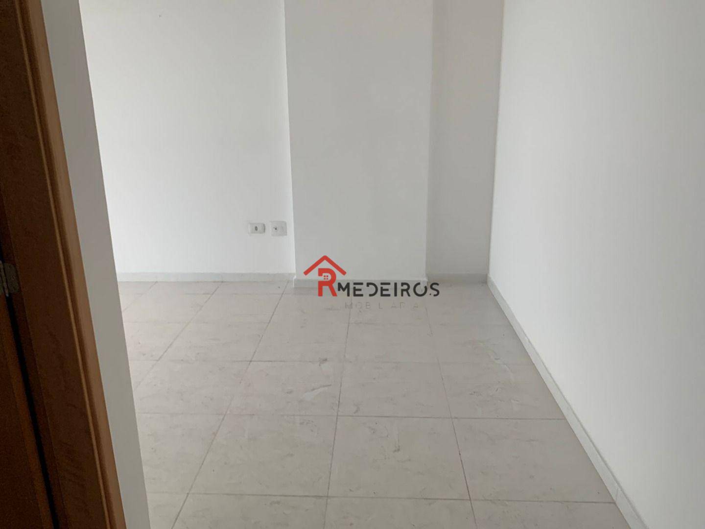 Apartamento à venda com 3 quartos, 206m² - Foto 21