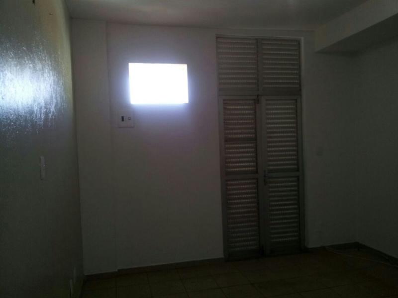 Apartamento à venda com 3 quartos, 100m² - Foto 3