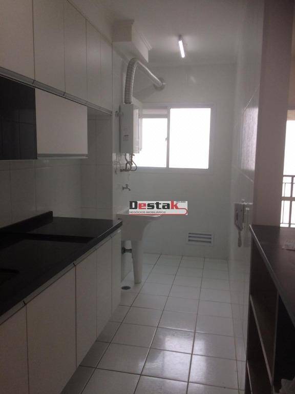 Apartamento à venda com 2 quartos, 80m² - Foto 11