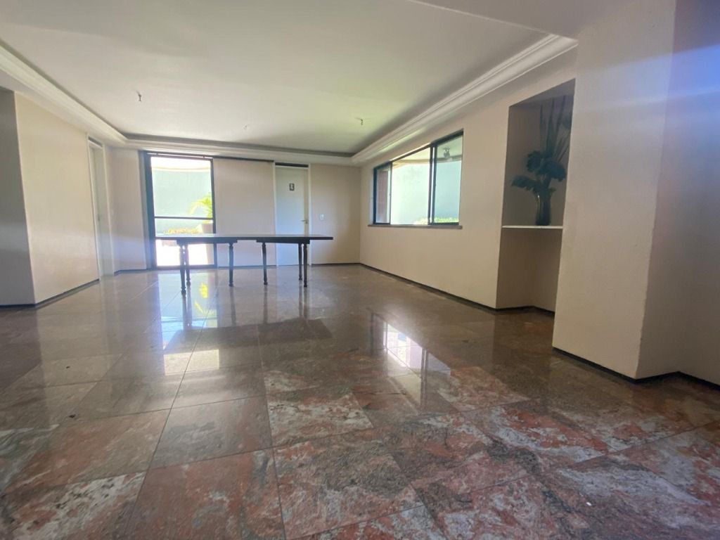 Apartamento à venda com 3 quartos, 140m² - Foto 17