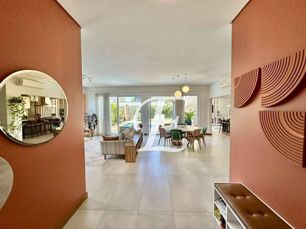 Casa de Condomínio à venda com 4 quartos, 345m² - Foto 9