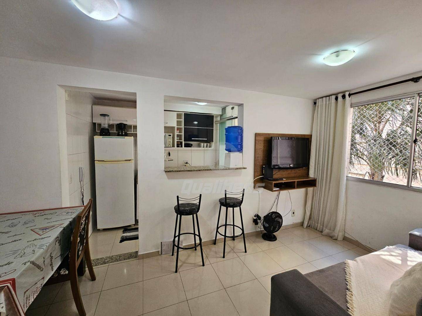 Apartamento à venda com 2 quartos, 47m² - Foto 2