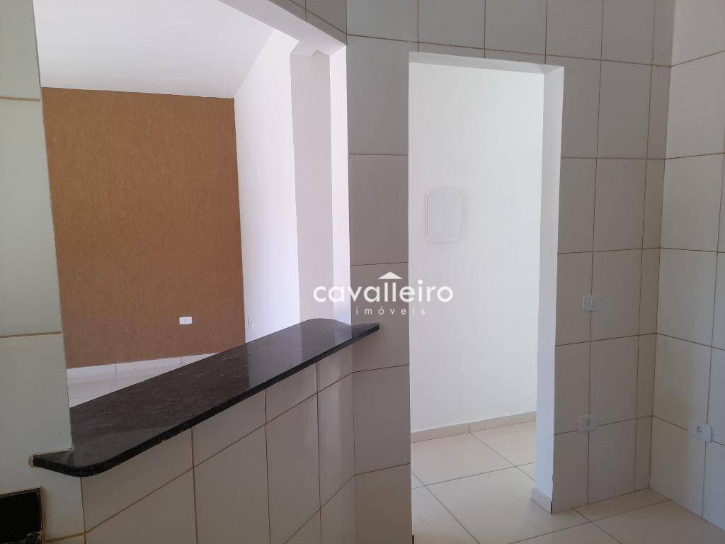 Casa à venda com 2 quartos, 60m² - Foto 10