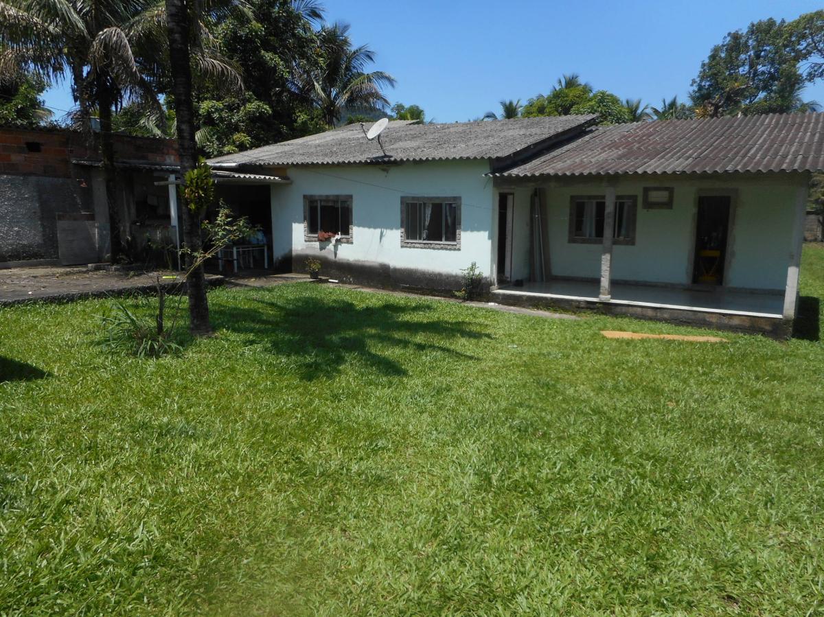 Casa à venda com 4 quartos, 250m² - Foto 1