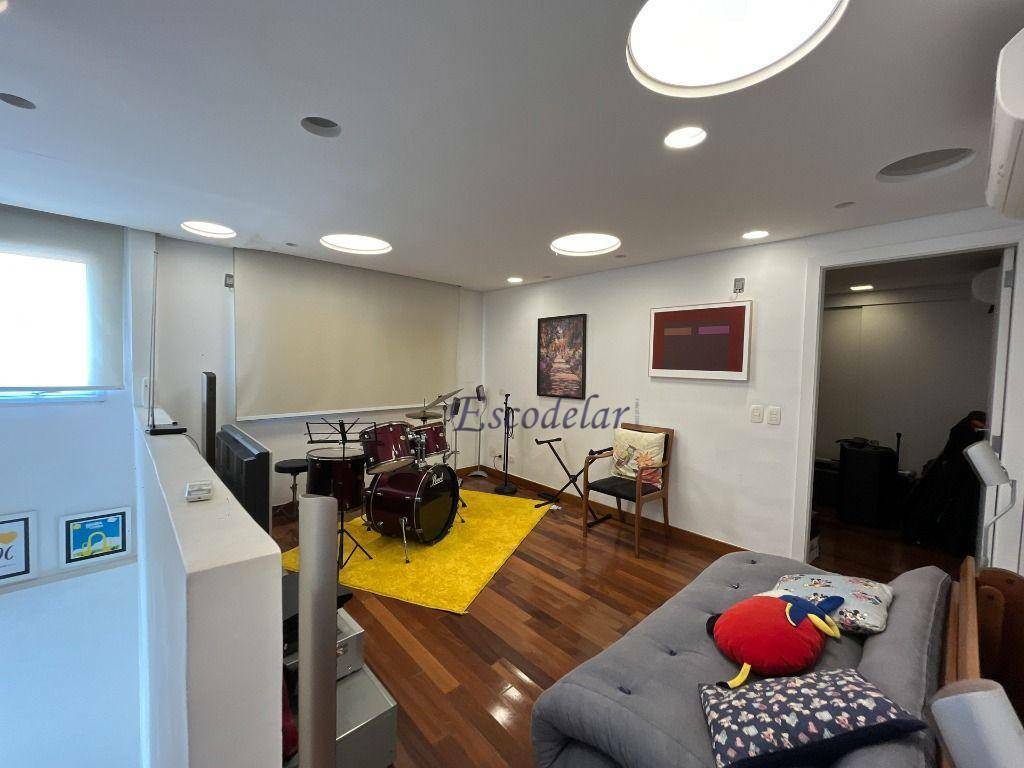 Casa à venda com 4 quartos, 240m² - Foto 59