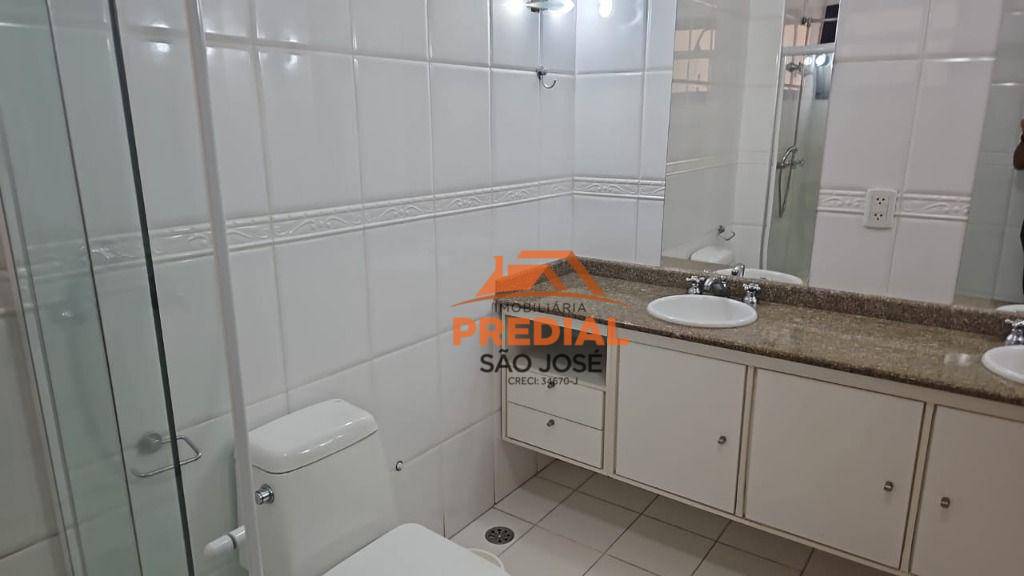 Apartamento à venda com 3 quartos, 125m² - Foto 13