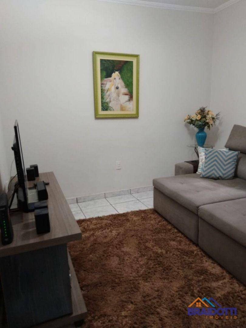 Casa à venda com 3 quartos, 129m² - Foto 4