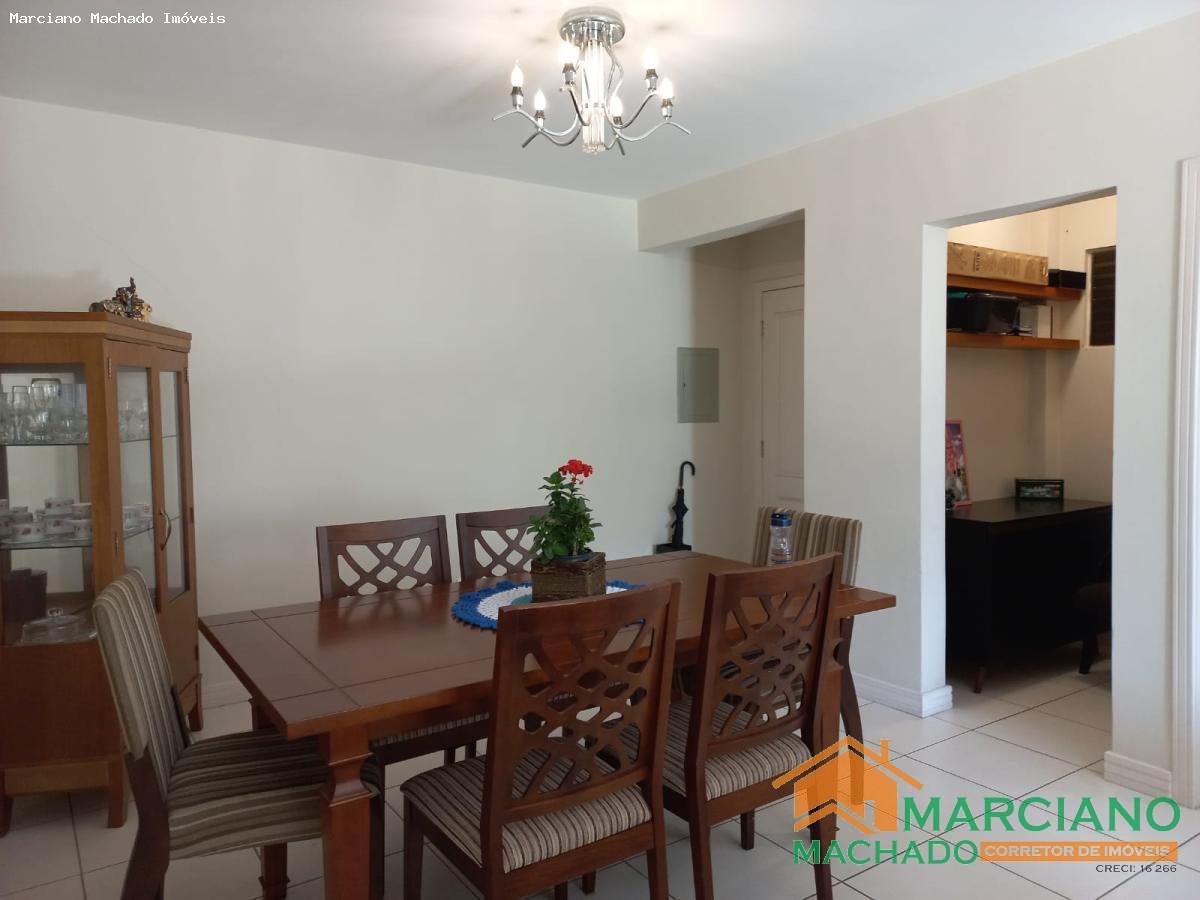 Apartamento à venda com 3 quartos, 133m² - Foto 10