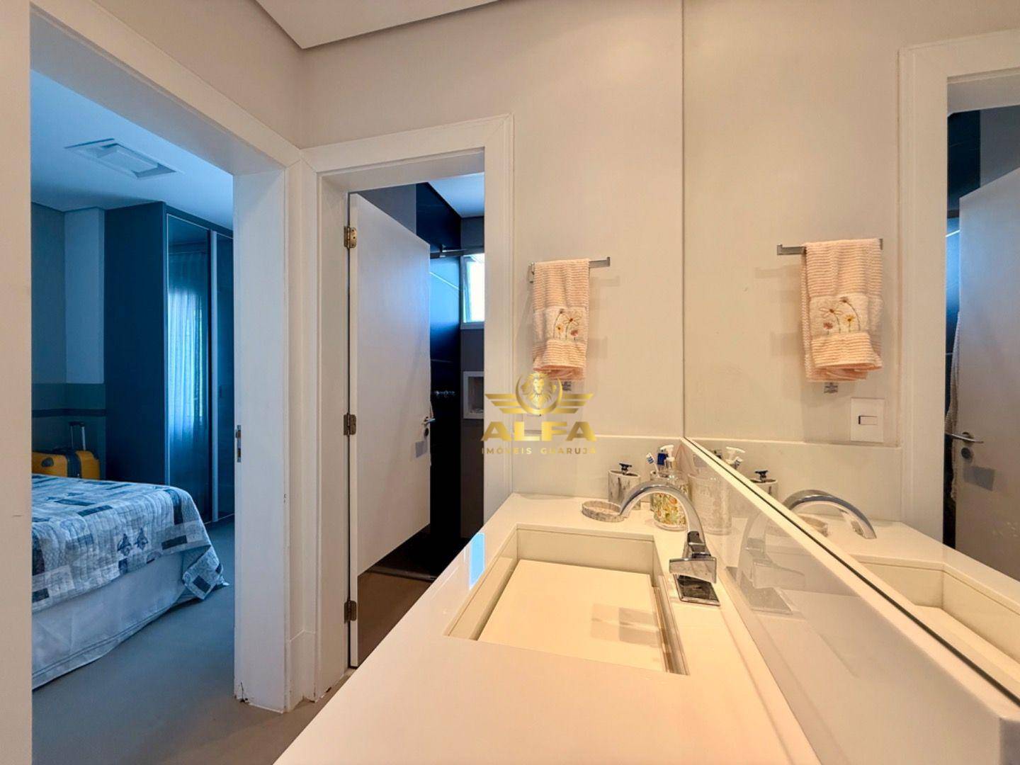 Casa de Condomínio à venda com 8 quartos, 1055m² - Foto 49