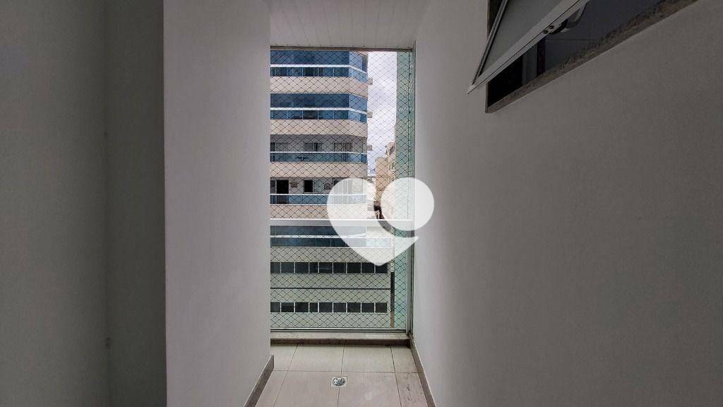 Apartamento para alugar com 3 quartos, 96m² - Foto 18