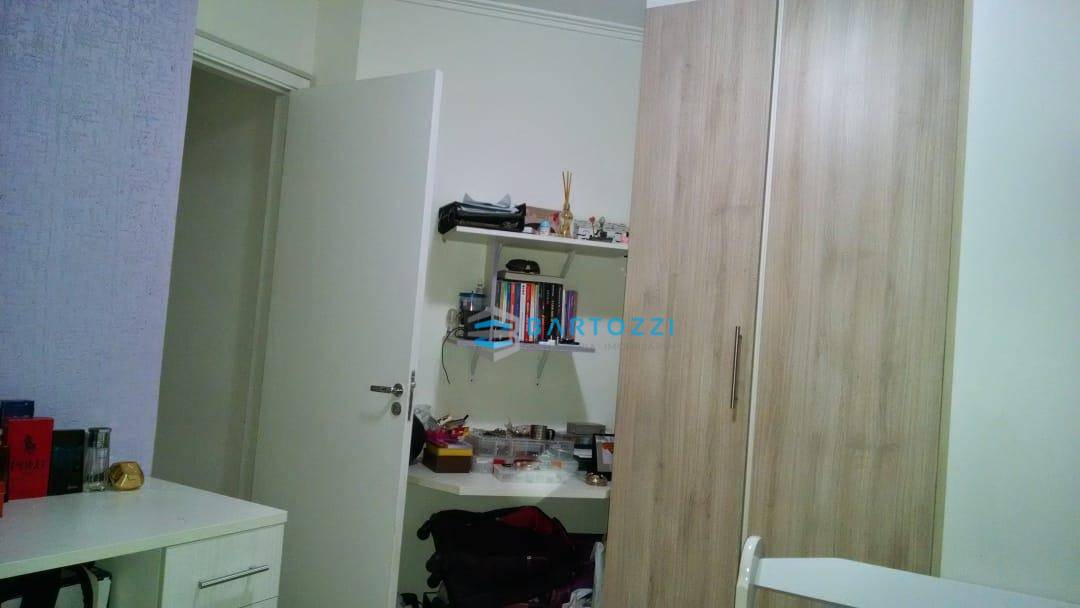 Apartamento à venda com 2 quartos, 49m² - Foto 11