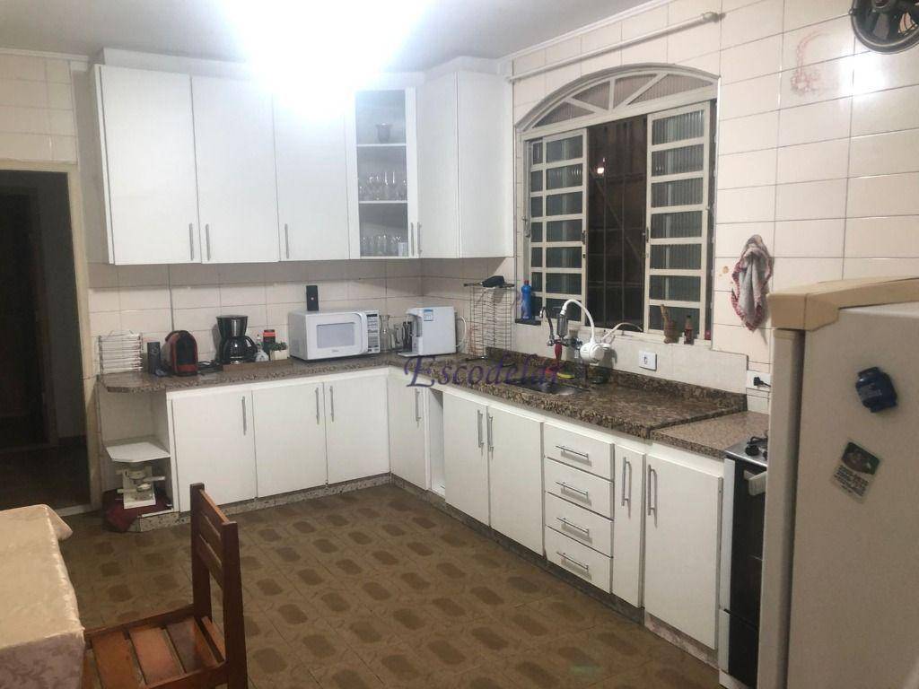 Sobrado à venda com 3 quartos, 300m² - Foto 4