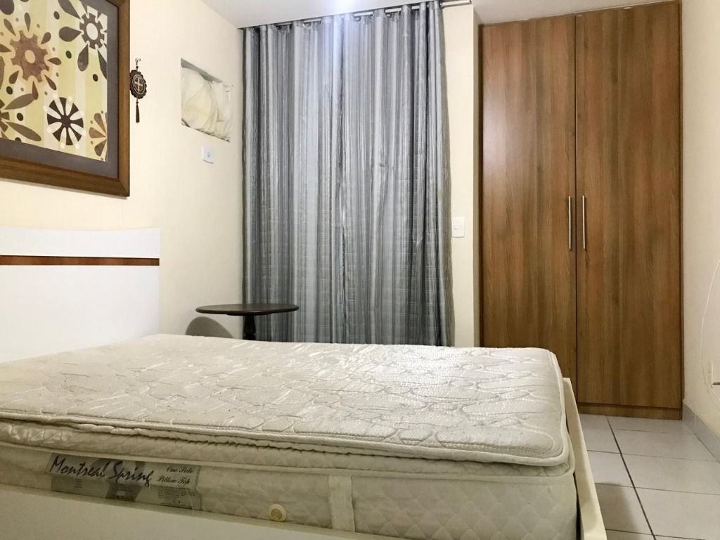 Apartamento para alugar com 2 quartos, 75m² - Foto 11