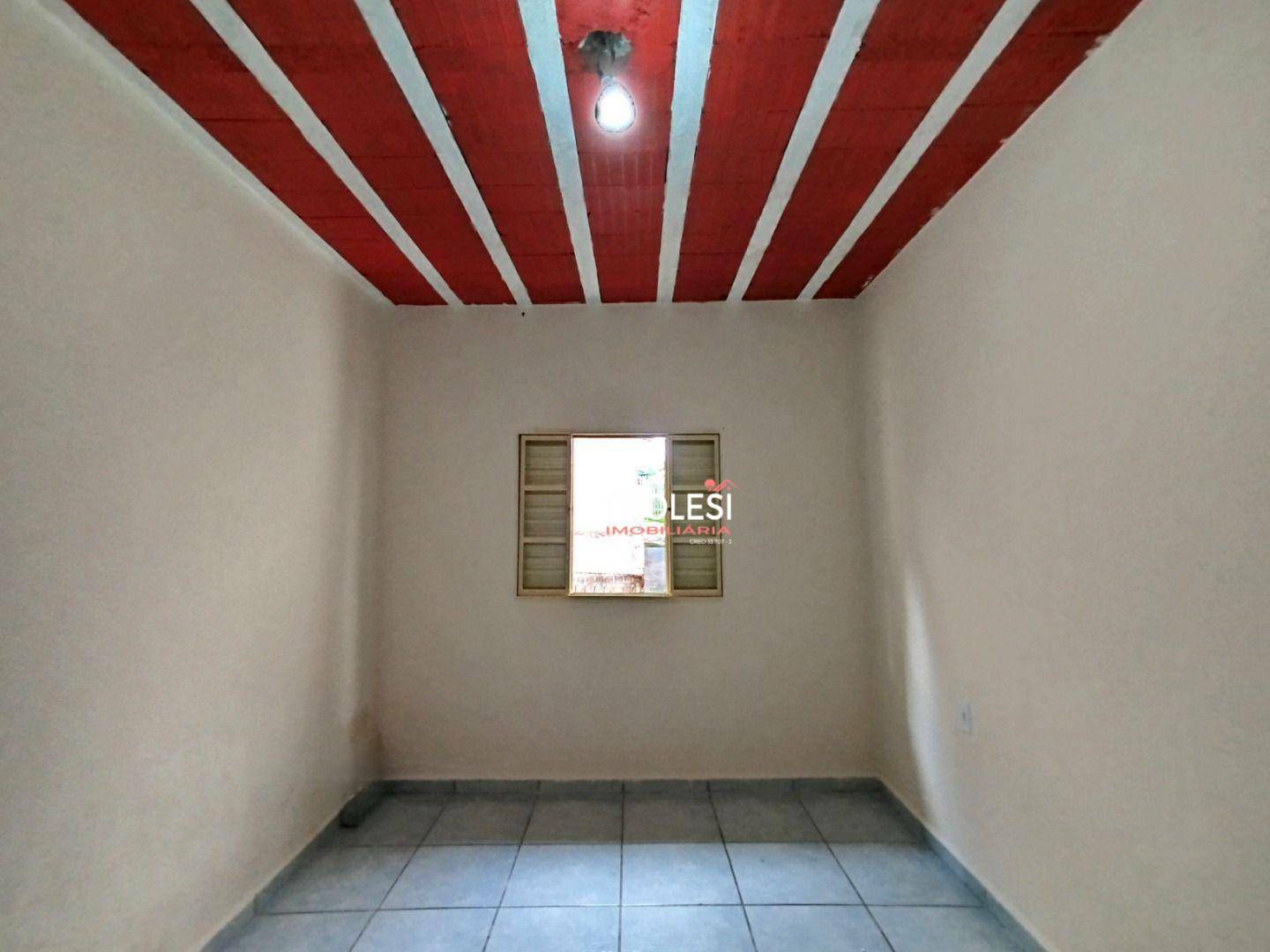 Casa para alugar com 1 quarto, 30m² - Foto 10