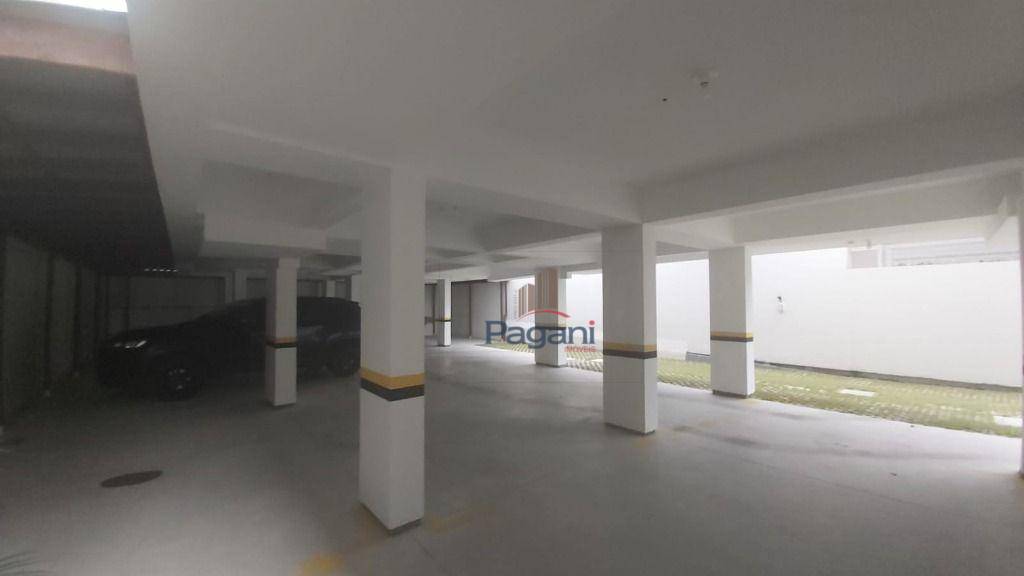 Apartamento à venda com 2 quartos, 77m² - Foto 22