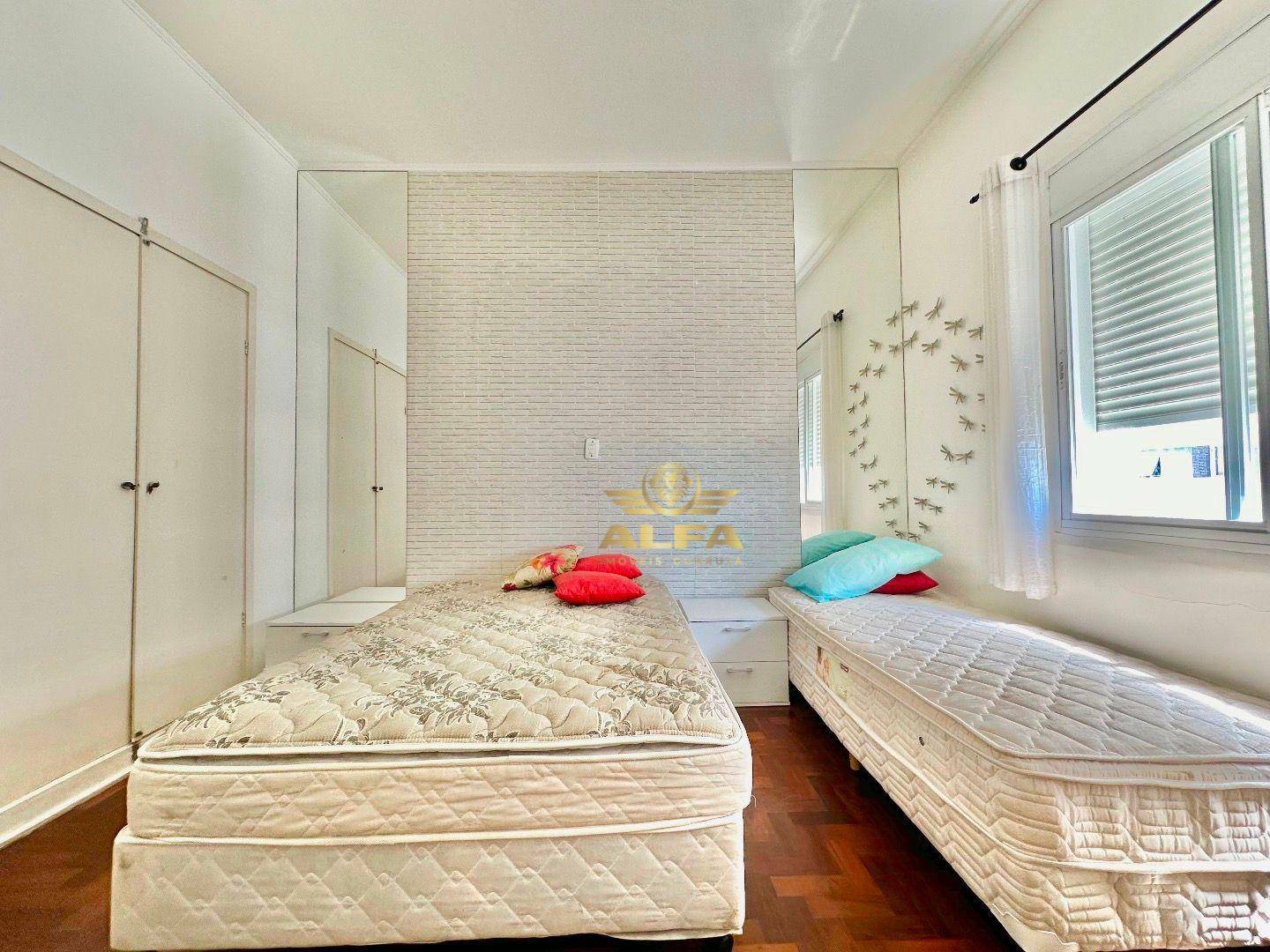 Apartamento à venda com 3 quartos, 209m² - Foto 29