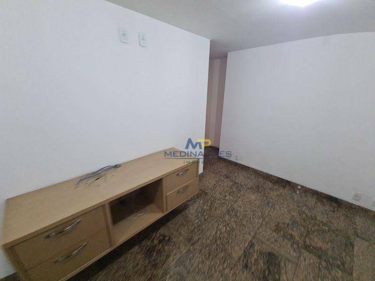 Apartamento à venda com 4 quartos, 260m² - Foto 15