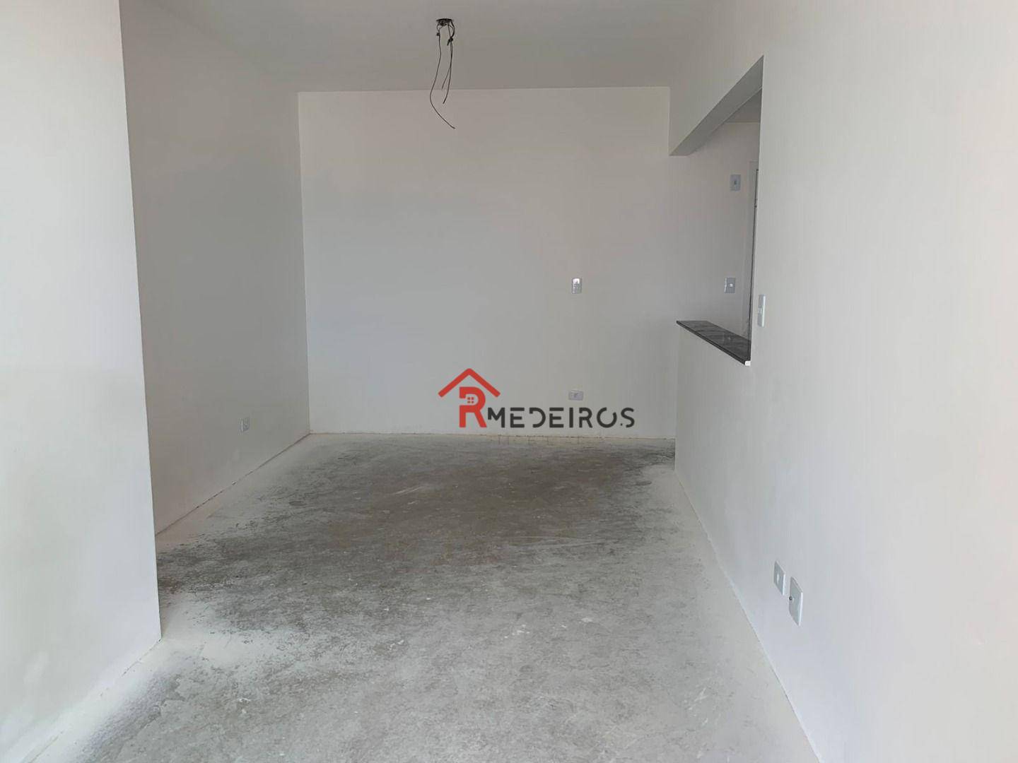 Apartamento à venda com 2 quartos, 70m² - Foto 7