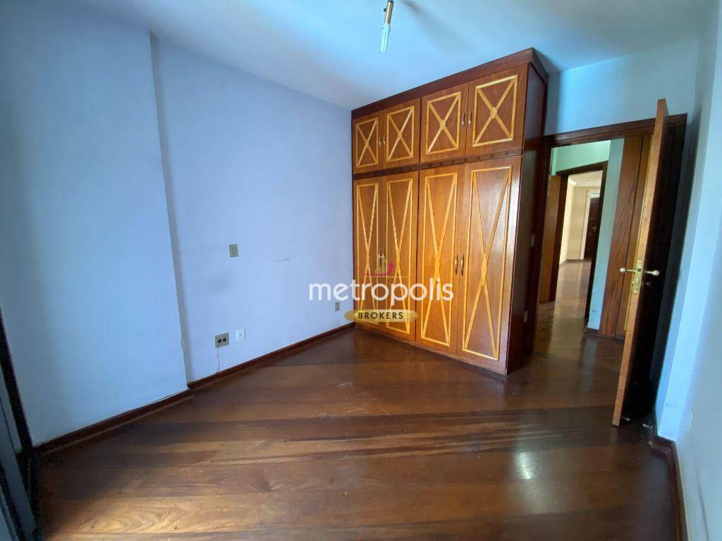 Apartamento à venda com 4 quartos, 206m² - Foto 18